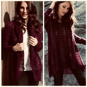 EUC Grace & Lace Boho Open Knit Crochet Lightweight Cardigan Poncho in Burgundy